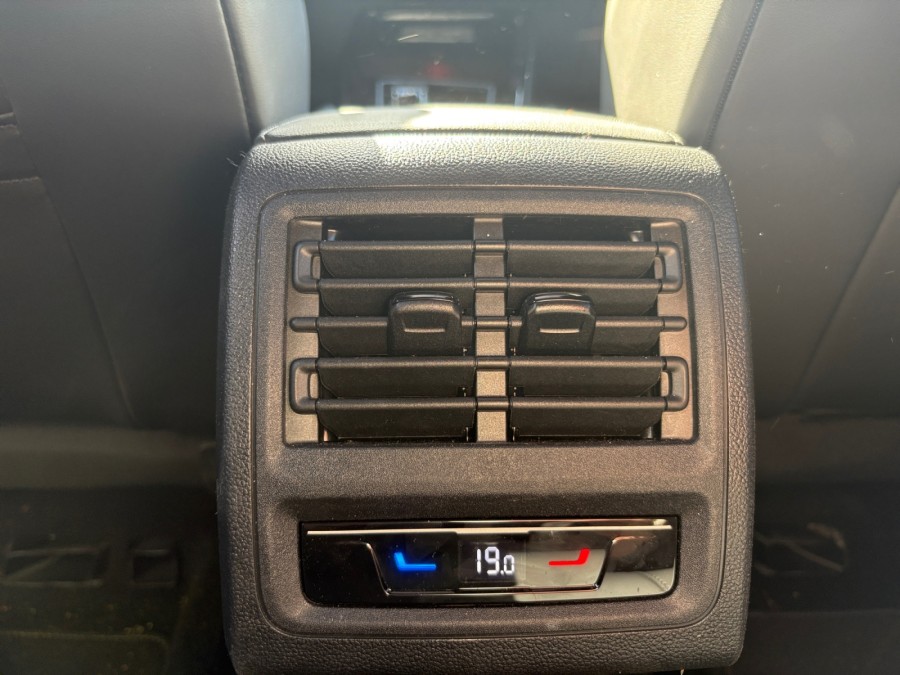 VOLKSWAGEN d'occasion GOLF 1.5 E-TSI 116 R-LINE EDITION DSG de 2026