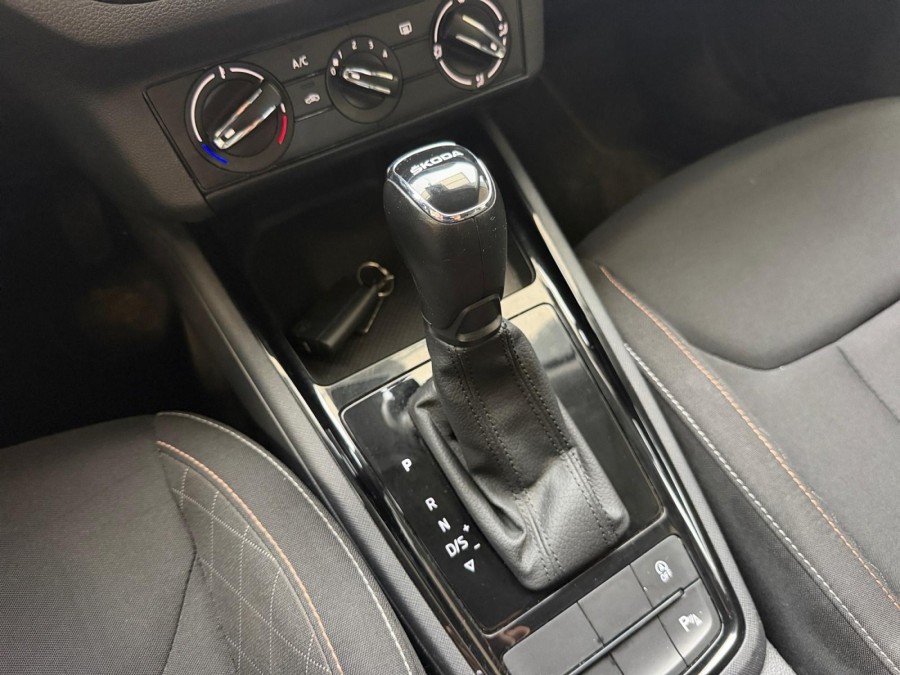 SKODA d'occasion KAMIQ 1.0 TSI 110 YOUNG EDITION DSG7 de 2021 Lyon St