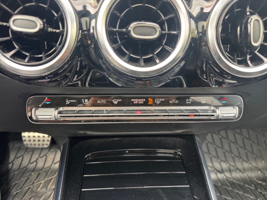 MERCEDES d'occasion GLA 250 E AMG LINE AUTO de 2022 Montreuil (93)﻿