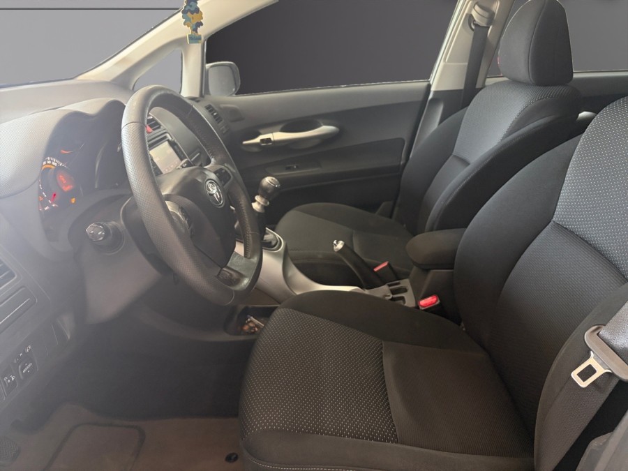 TOYOTA d'occasion AURIS 1.4 90 D4D FAP ACTIVE 110 G de 2012 Troyes