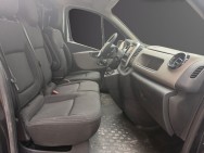 RENAULT d'occasion TRAFIC L1H1 1.6 DCI 140 CONFORT de 2019 Cannes