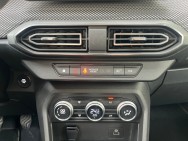 DACIA d'occasion JOGGER 1 ECO G 100 ESSENTIEL de 2022 Salon de