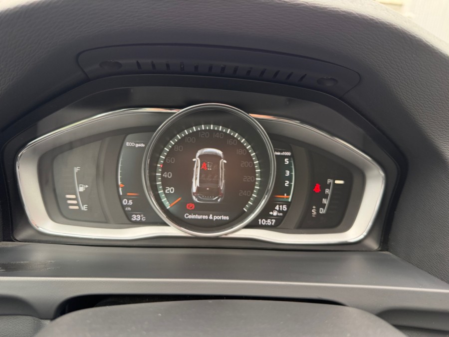 VOLVO d'occasion V60 D3 150ch Luxe Geartronic de 2018 Lyon St Priest