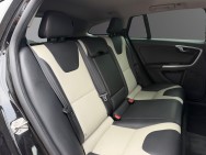 VOLVO d'occasion V60 D3 150ch Luxe Geartronic de 2018 Lyon St Priest