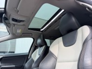 VOLVO d'occasion V60 D3 150ch Luxe Geartronic de 2018 Lyon St Priest