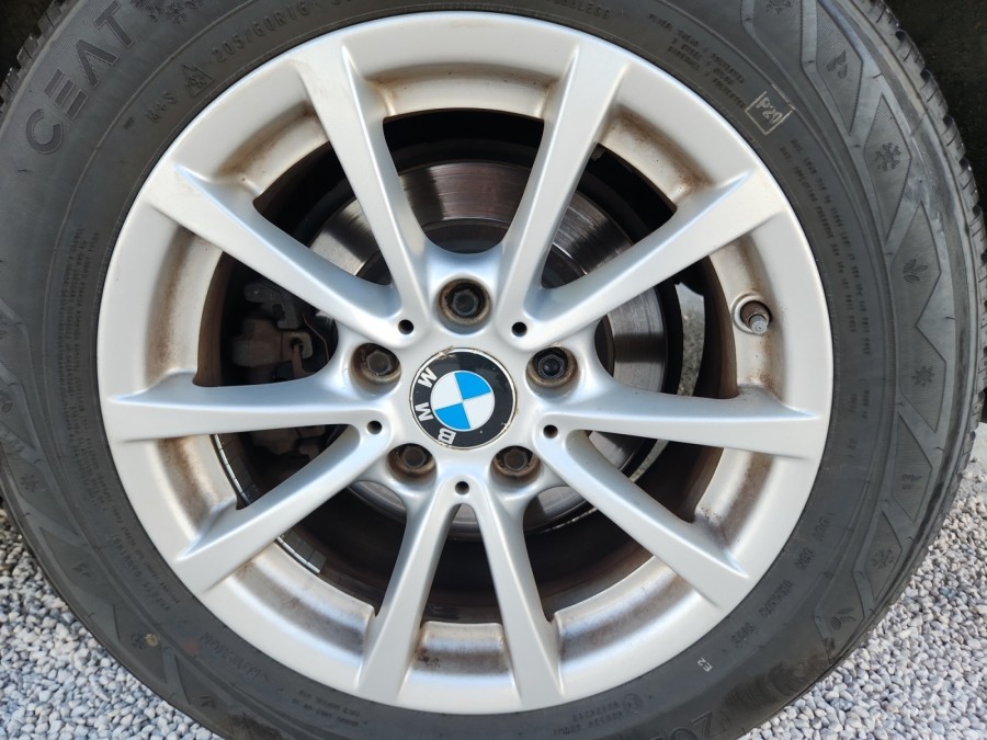 BMW d'occasion SERIE 3 316dA 116ch Lounge de 2015 Frejus (83)﻿