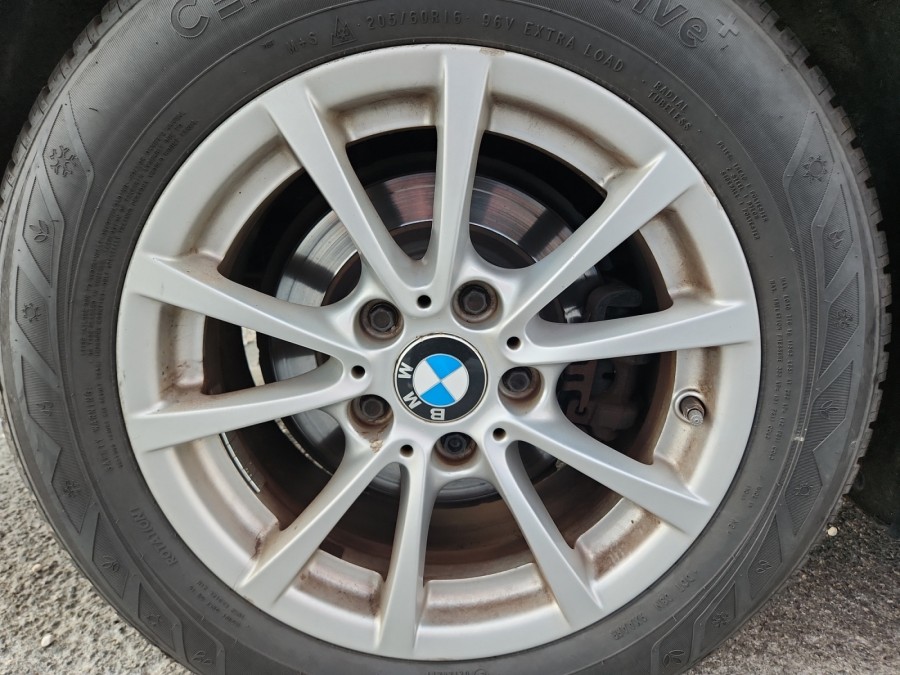 BMW d'occasion SERIE 3 316dA 116ch Lounge de 2015 Frejus (83)﻿