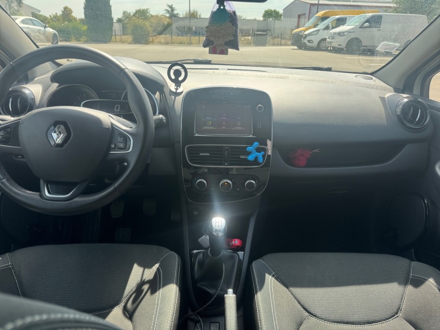 RENAULT d'occasion CLIO 1.5 dCi 90ch energy Intens 5p de 2017 Beaune