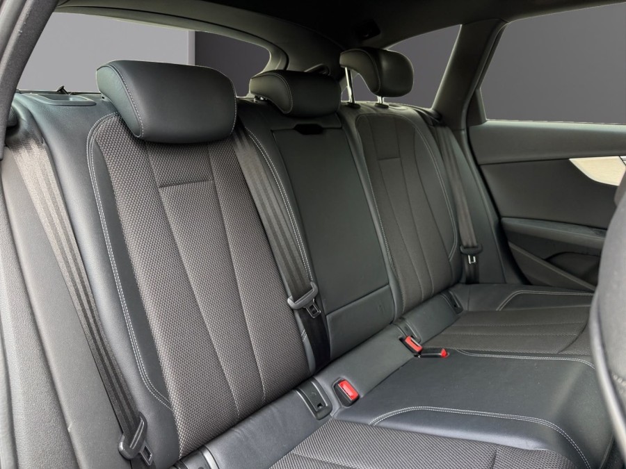 AUDI d'occasion A4 B9 AVANT AUDI A4 AVANT 1.4 TFSI 150 S-LINE