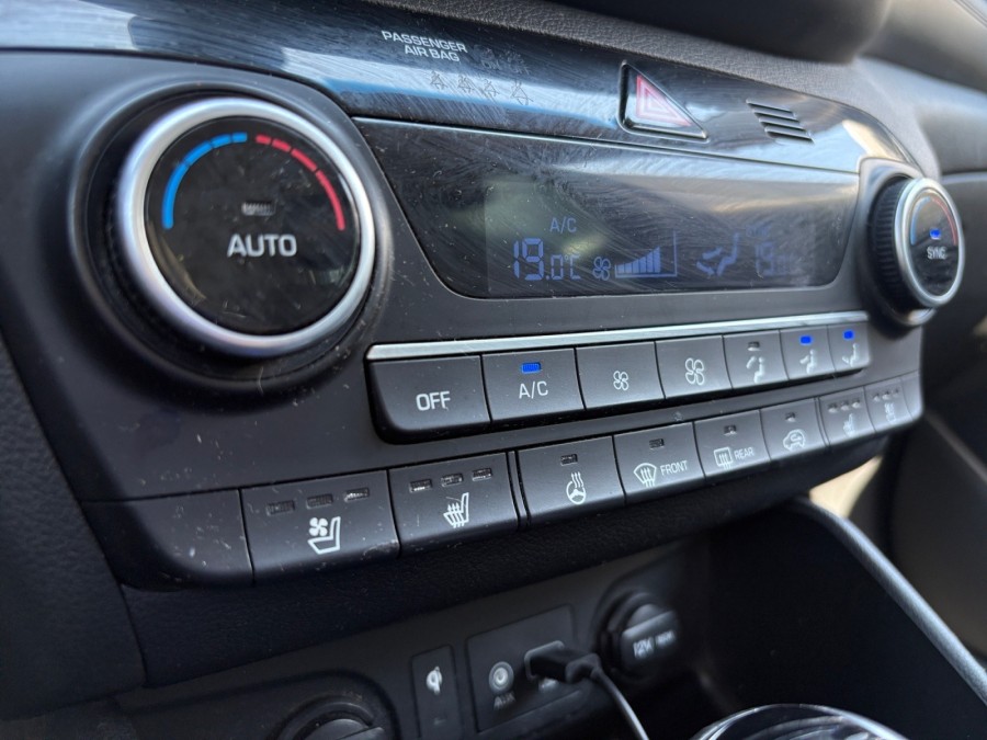 HYUNDAI d'occasion TUCSON 1.6 CRDI 136 EXECUTIVE DCT de 2019 Salon de