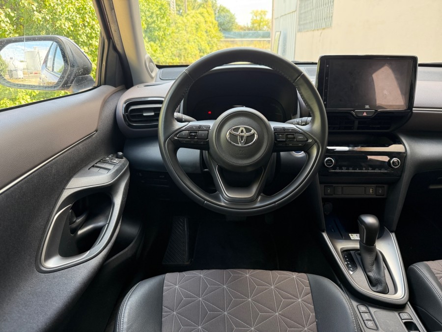 TOYOTA d'occasion YARIS CROSS 1.5 HYBRIDE 116H COLLECTION de 2023