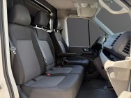 VOLKSWAGEN d'occasion CRAFTER 30 L3H3 2.0 TDI 102 de 2021 Le Puy en