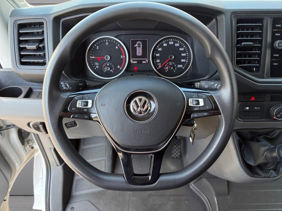 VOLKSWAGEN d'occasion CRAFTER 30 L3H3 2.0 TDI 102 de 2021 Le Puy en