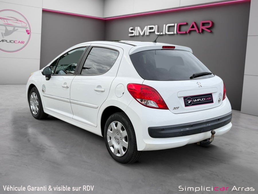 PEUGEOT d'occasion 207 1.6 HDi92 FAP Série 64 5p de 2011 Arras (62)﻿