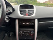 PEUGEOT d'occasion 207 1.6 HDi92 FAP Série 64 5p de 2011 Arras (62)﻿