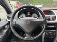 PEUGEOT d'occasion 207 1.6 HDi92 FAP Série 64 5p de 2011 Arras (62)﻿