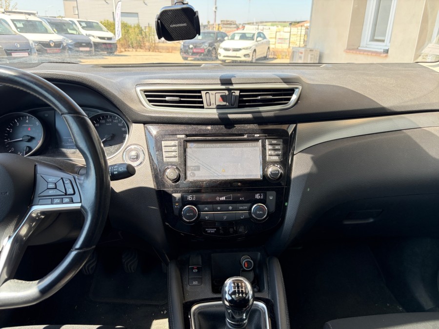 NISSAN d'occasion QASHQAI 1.2 DIG-T 115ch N-Connecta de 2018 Vauvert