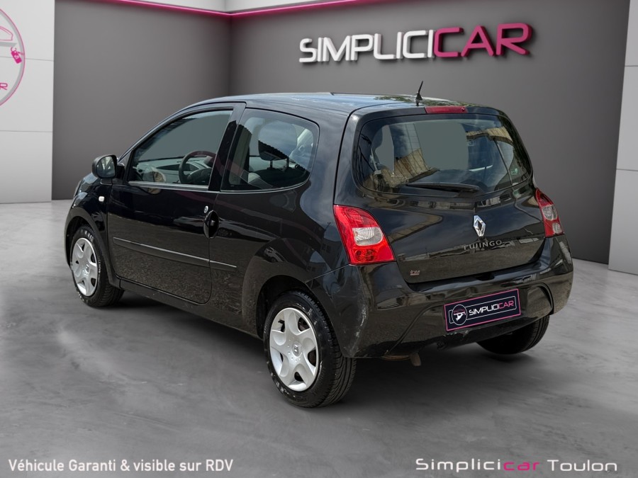 RENAULT d'occasion TWINGO II 1.2 16V 75 de 2009 Toulon Est (83)﻿