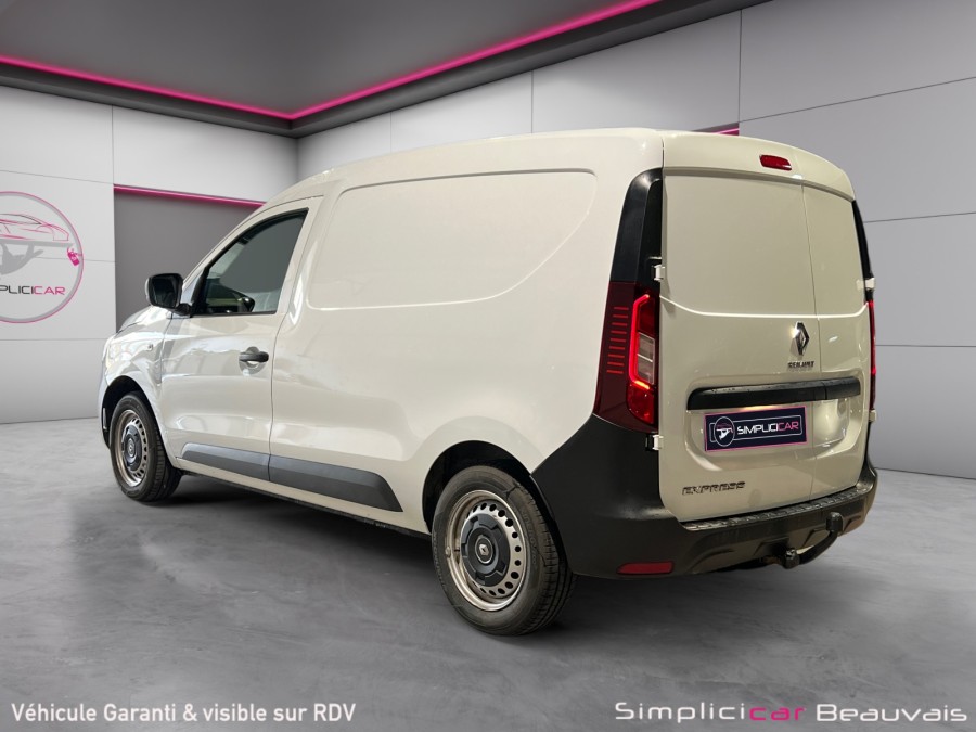 RENAULT d'occasion EXPRESS III VAN 1.3 TCE 100 CONFORT de 2022