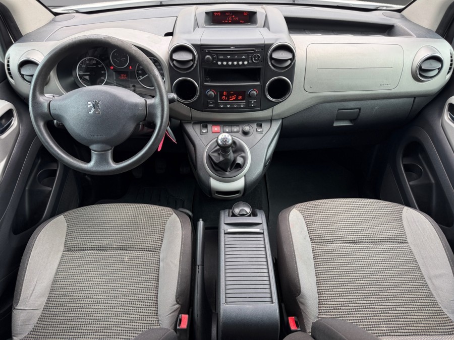 PEUGEOT d'occasion PARTNER TEPEE 1.6 HDI 90 de 2008 Toulon Est (83)﻿