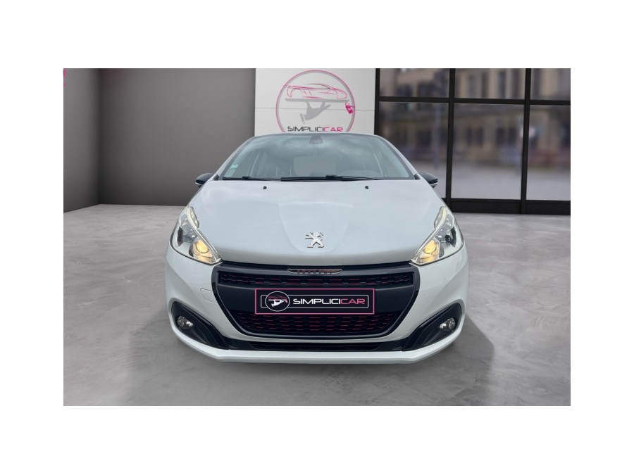 PEUGEOT d'occasion 208 1.6 BlueHDi 100 de 2017 Compiègne (60)﻿