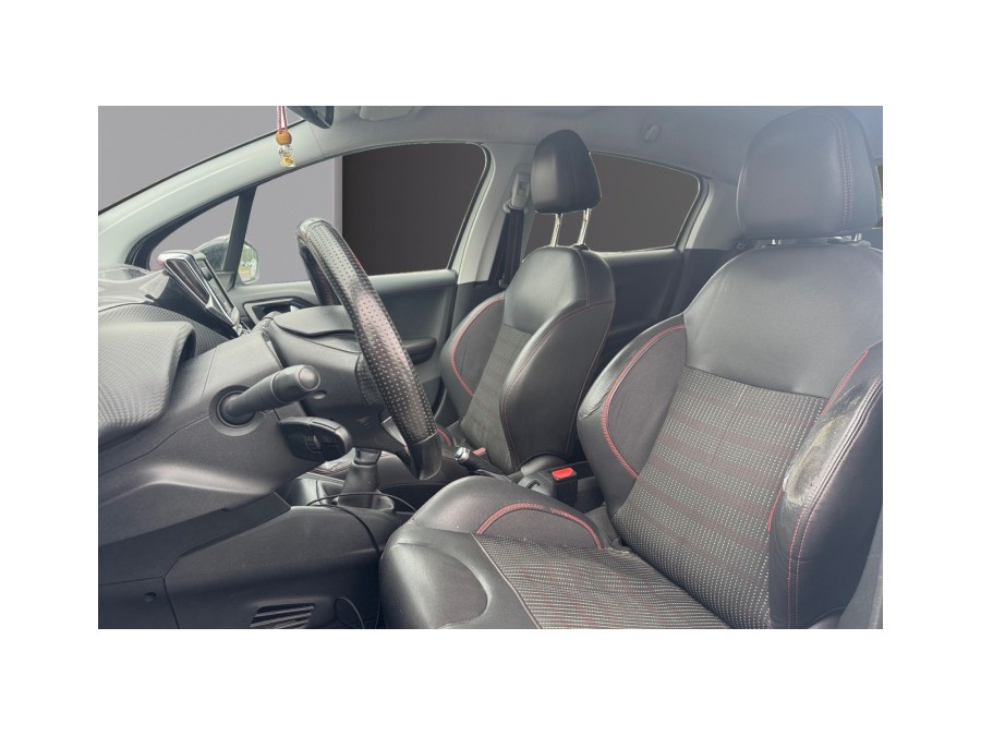 PEUGEOT d'occasion 208 1.6 BlueHDi 100 de 2017 Compiègne (60)﻿