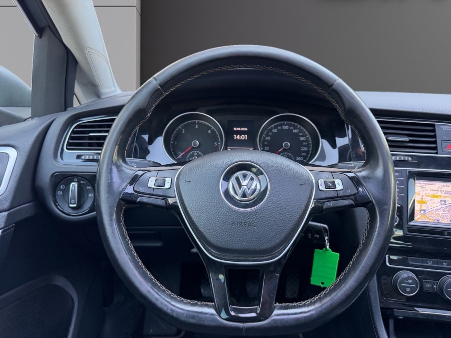 VOLKSWAGEN d'occasion GOLF VII 1.6 TDI 105 CUP de 2014 Salon de