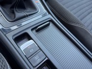 VOLKSWAGEN d'occasion GOLF VII 1.6 TDI 105 CUP de 2014 Salon de