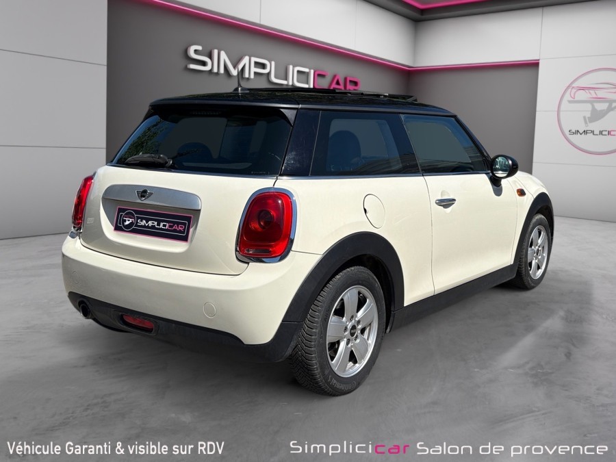 MINI d'occasion MINI 1.5 COOPER 136 de 2014 Salon de Provence (13)﻿