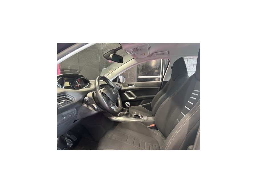 PEUGEOT d'occasion 308 1.6 THP 155ch Allure 5p de 2014 Villebon Sur