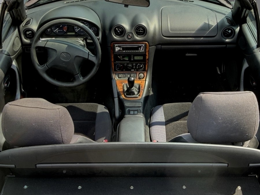 MAZDA d'occasion MX5 1.6 I 110 de 1999 Mérignac (33)﻿