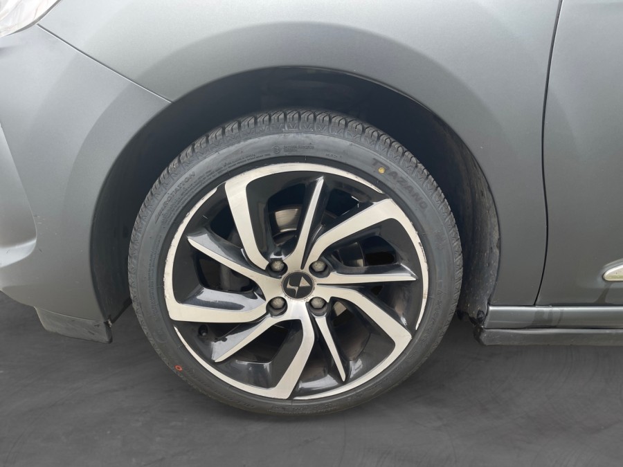 DS d'occasion DS 3 PureTech 110ch Dark Side S&S de 2017 La Flèche