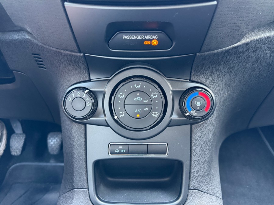 FORD d'occasion FIESTA 100 ECOBOOST STOP AND START de 2016 Nîmes (30)﻿