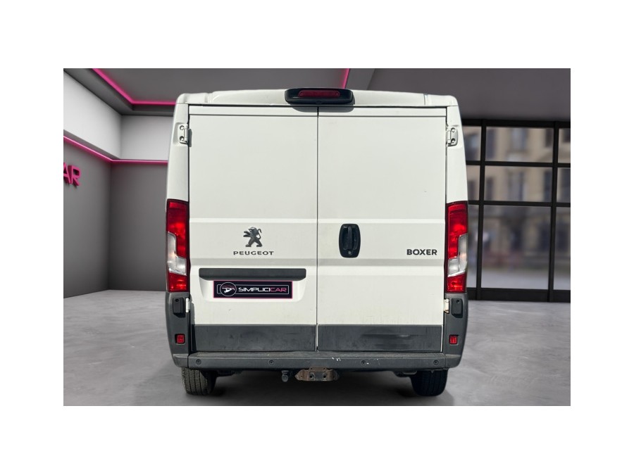 PEUGEOT d'occasion BOXER* 330 L1H1 2.0 BLUE HDI 130 PRO de 2017 Pau