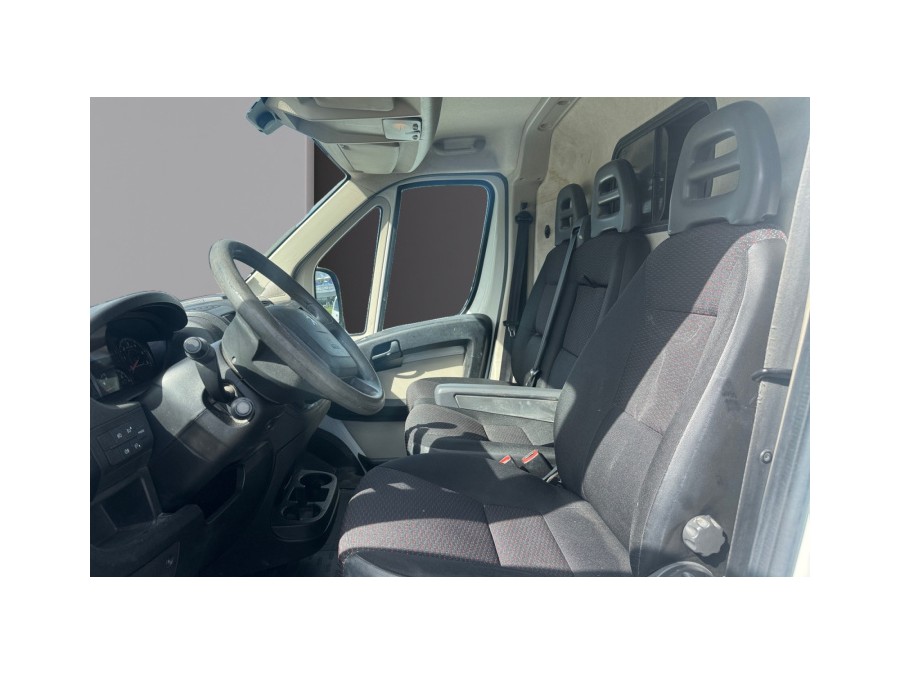 PEUGEOT d'occasion BOXER* 330 L1H1 2.0 BLUE HDI 130 PRO de 2017 Pau