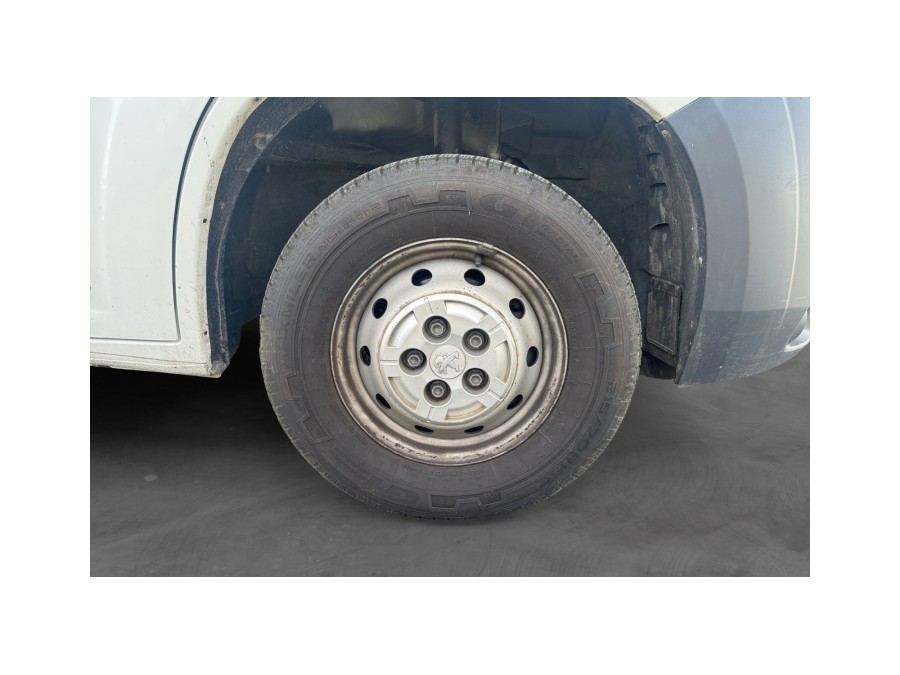 PEUGEOT d'occasion BOXER* 330 L1H1 2.0 BLUE HDI 130 PRO de 2017 Pau