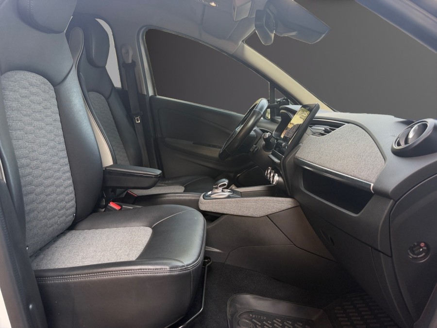 RENAULT d'occasion ZOE II LIFE R135 BATTERIE LOCATION de 2020 Cannes