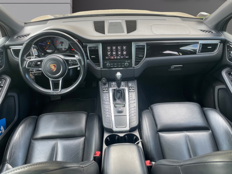 PORSCHE d'occasion MACAN 3.0 V6 258ch S Diesel PDK de 2018 Royan (17)﻿