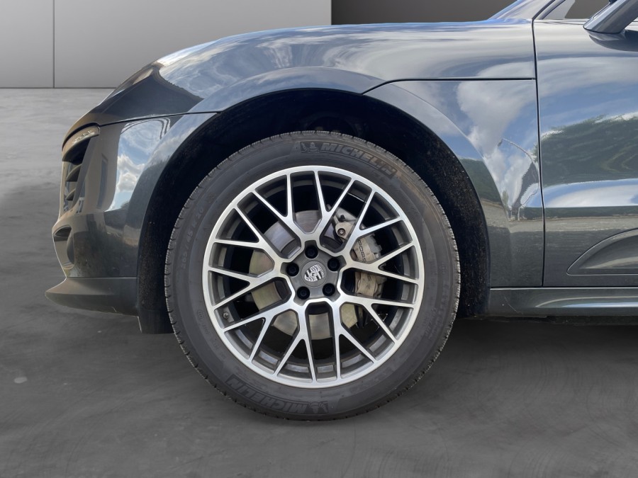 PORSCHE d'occasion MACAN 3.0 V6 258ch S Diesel PDK de 2018 Royan (17)﻿