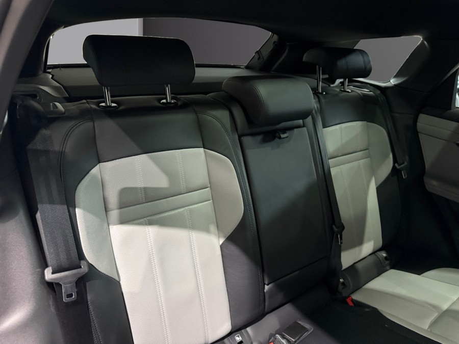 LAND ROVER d'occasion EVOQUE 2 D165 de 2021 Magny-en-Vexin (95)﻿
