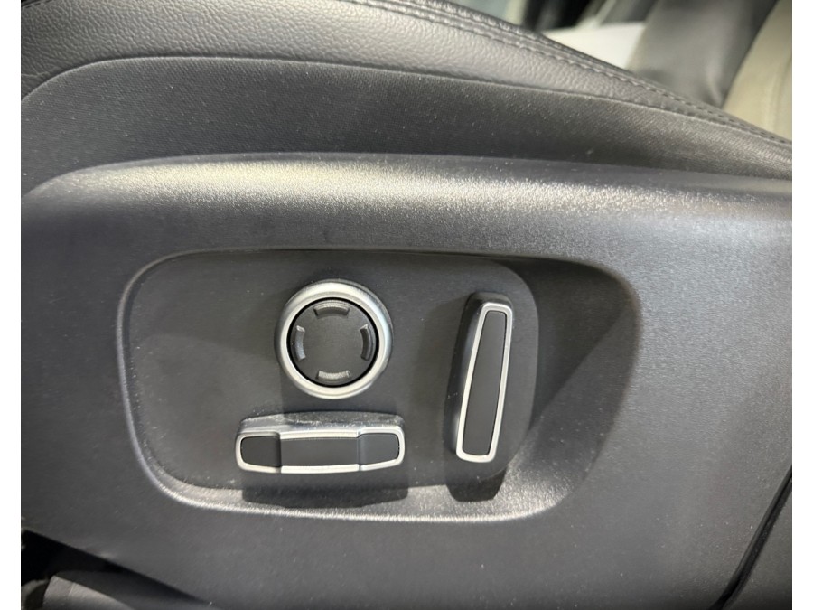 LAND ROVER d'occasion EVOQUE 2 D165 de 2021 Magny-en-Vexin (95)﻿