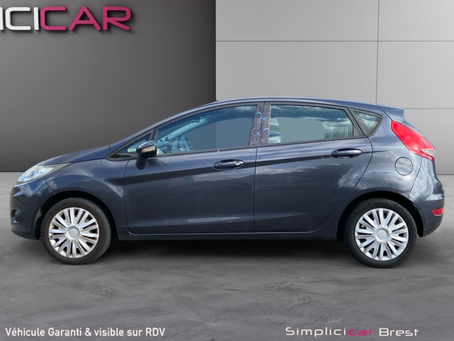 FORD d'occasion FIESTA 1.4 TDCi 70ch FAP TREND 5P de 2010 Brest (29)﻿