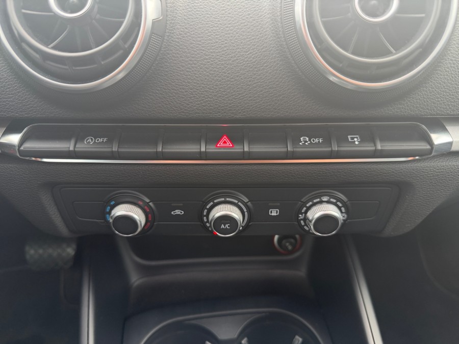 AUDI d'occasion A3 SPORTBACK 1.6 TDI 105 ATTRACTION S TRONIC de 2014