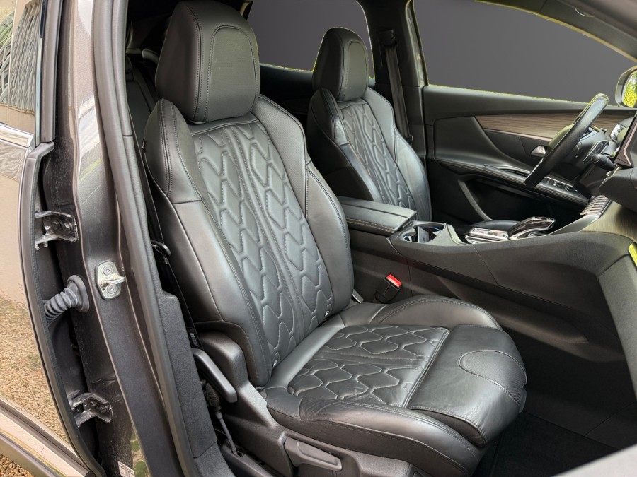 PEUGEOT d'occasion 3008 PEUGEOT 3008 II 1.6 HYBRID 225 GT EAT8 de