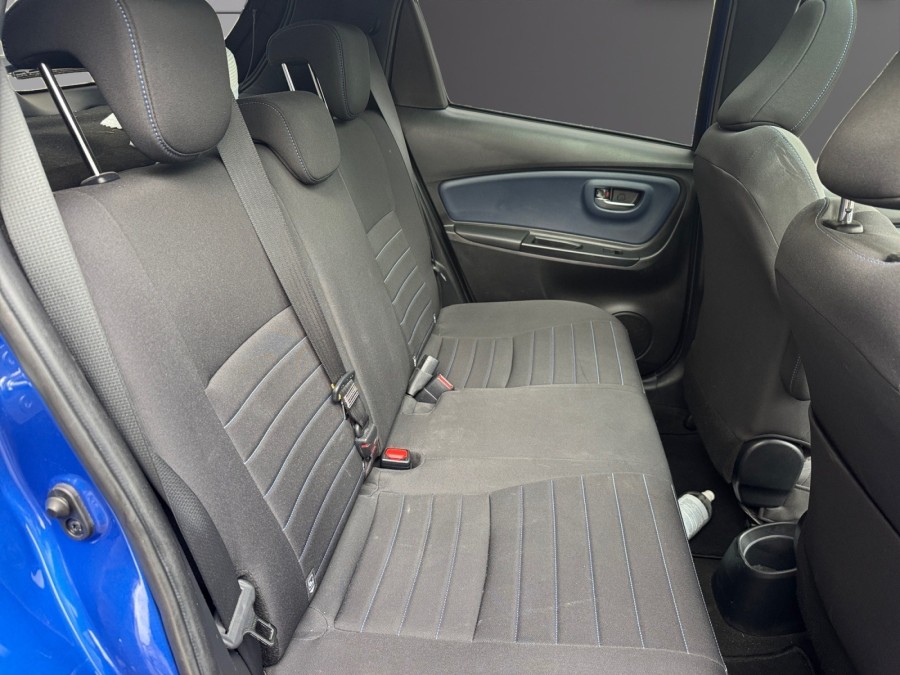 TOYOTA d'occasion YARIS III 1.5 HYBRIDE 100H COLLECTION CVT de 2018