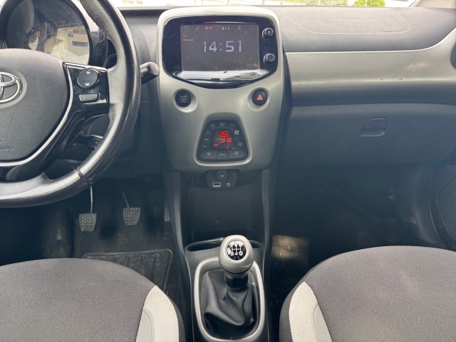TOYOTA d'occasion AYGO 1.0 VVT-I 72 X-NIGHT PH2 de 2016 Montpellier