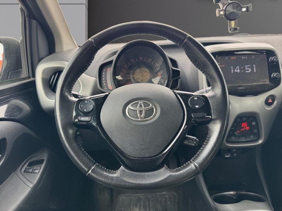 TOYOTA d'occasion AYGO 1.0 VVT-I 72 X-NIGHT PH2 de 2016 Montpellier