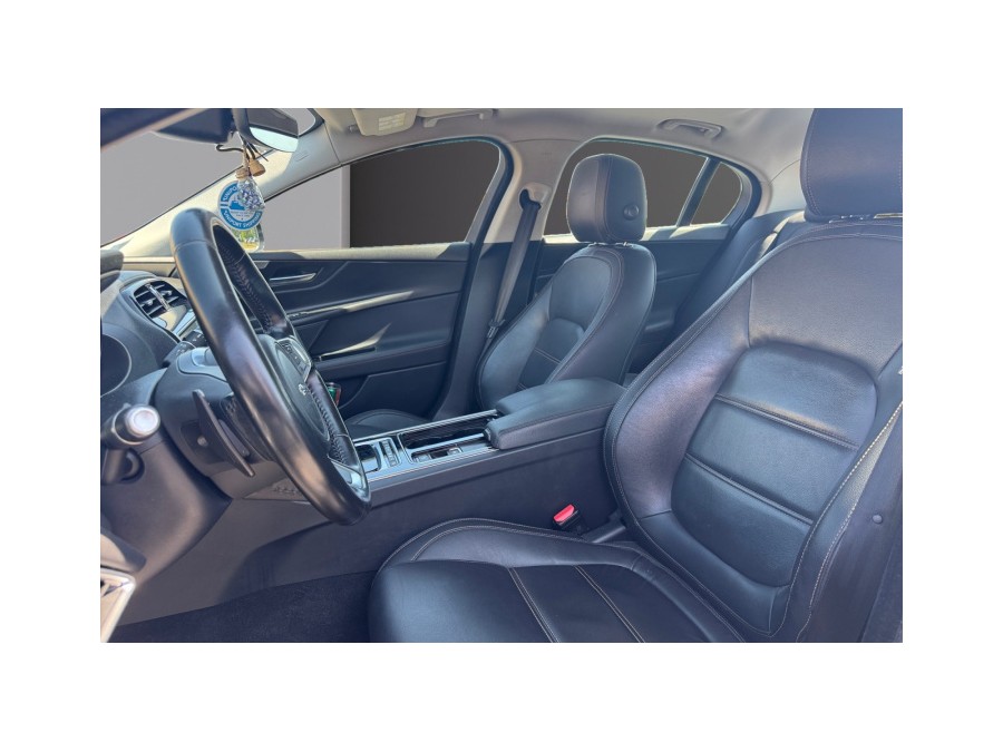 JAGUAR d'occasion XE 2.0D 180ch Prestige BVA8 de 2019 Compiègne (60)﻿
