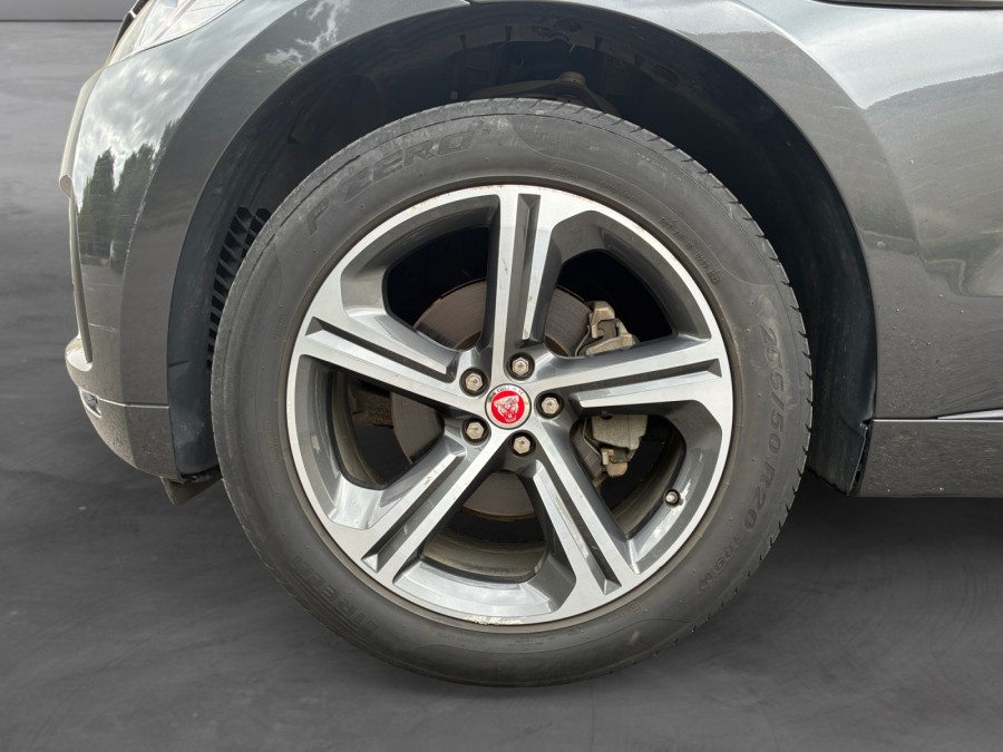 JAGUAR d'occasion F-PACE 2.0D 180 R SPORT AWD BA de 2019 Saint