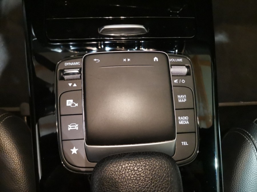 MERCEDES d'occasion CLASSE A IV A250 E STYLE LINE 8G-DCT de 2021